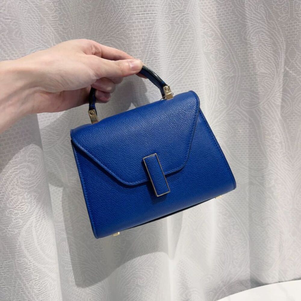 Valextra Women Pre-Loved Bag Very Good Condition